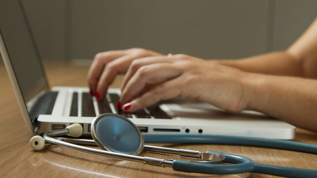 A healthcare consultation in an illustrative clinical setting